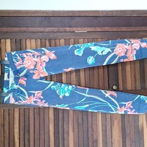 BNWOT Roxy denim floral pattern jeans 0/24